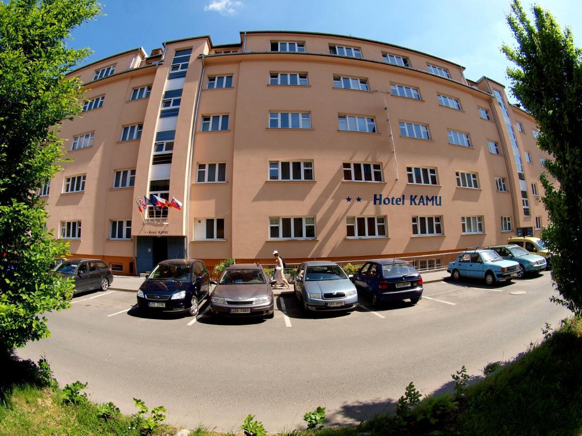 Hotel Kamu Garni Vsetin Exterior photo