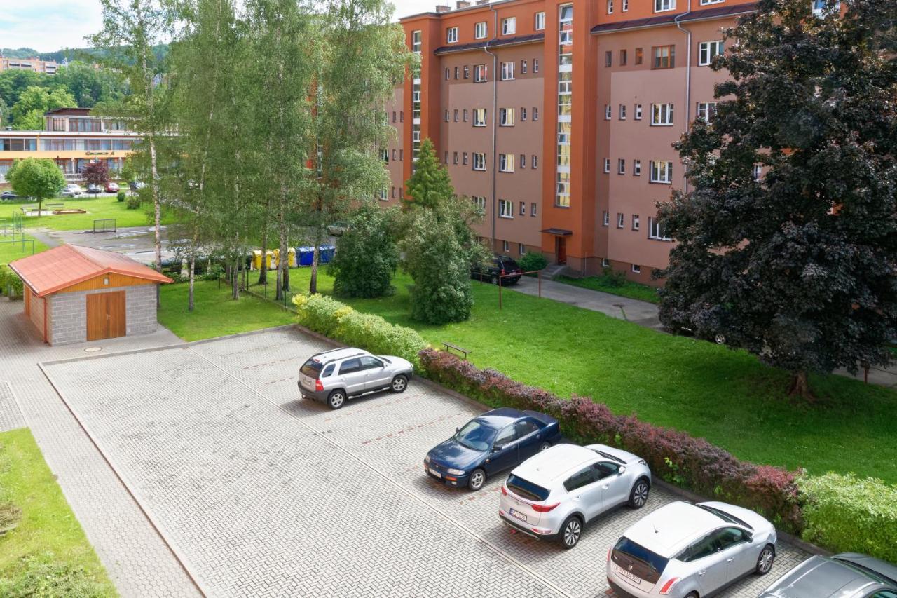 Hotel Kamu Garni Vsetin Exterior photo